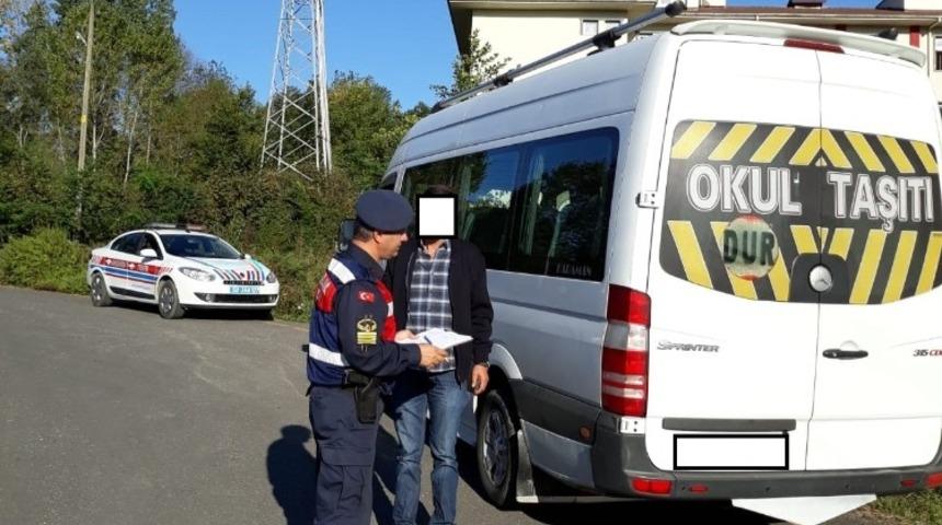 Sosyal medyada Cumhurbaşkanı&rsquo;na hakaret eden kişi yol kontrol&uuml;nde yakalandı