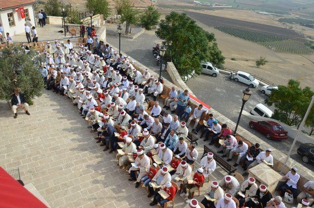 400 cami imamı ve Kur’an kursu öğreticisinden Mehmetçiğe dua etti