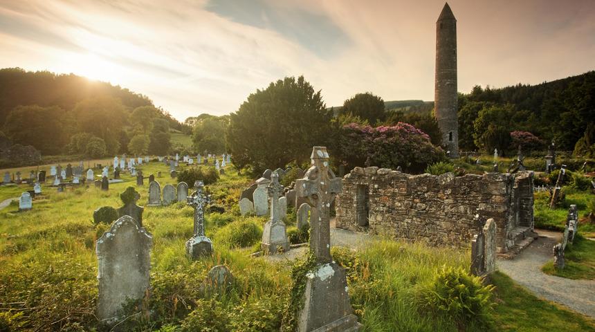 Bu nasıl şaka? Tabuttan sesi geldi