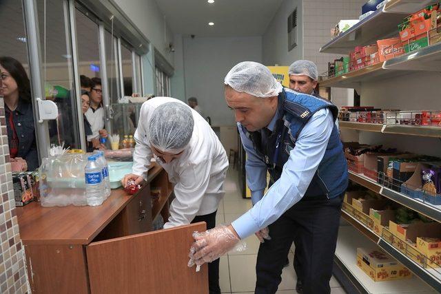 Pamukkale’de zabıta ekipleri okul kantinlerini denetledi