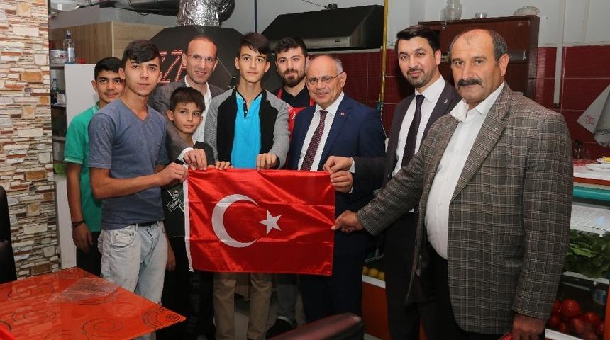 Yahyalı&rsquo;da Pınarbaşı Harekatı&rsquo;na Bayraklı Destek