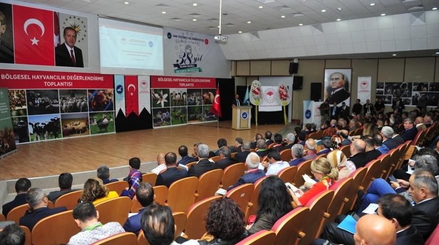 Van&rsquo;da "B&ouml;lgesel Hayvancılık Değerlendirme Toplantısı" başladı