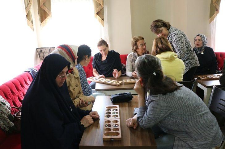 Eyüpsultanlı kadınlara Zeka Oyunları Atölyesi G1