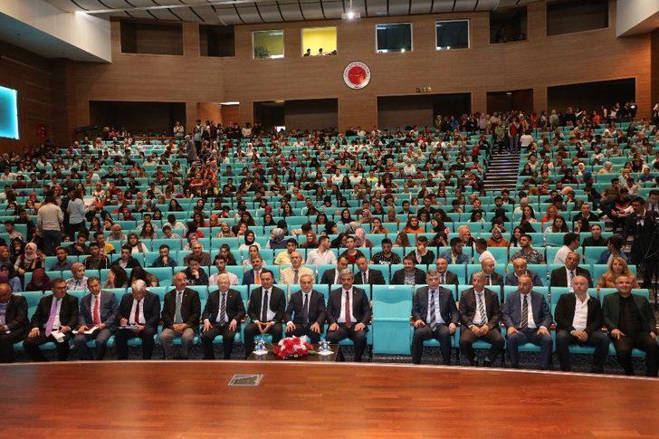 İl protokolü öğrencilerle bir araya geldi G5