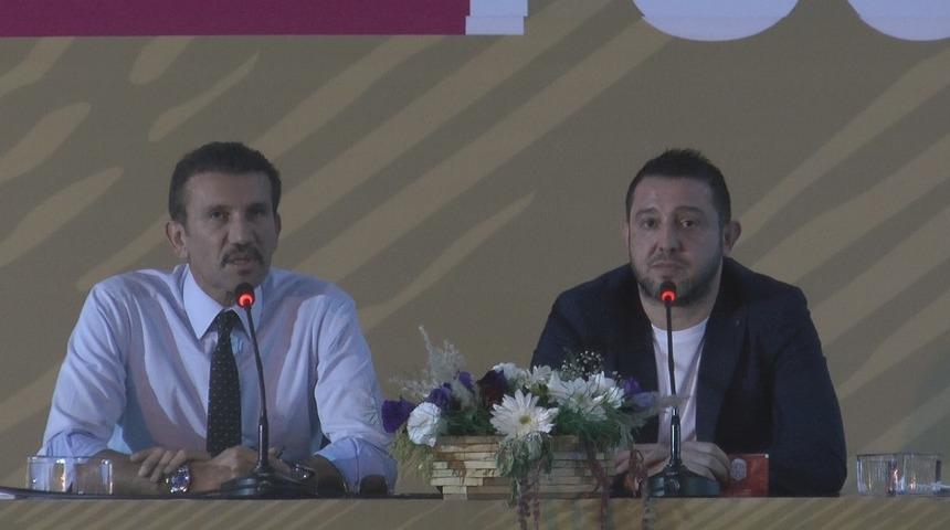 Eski Milli Kaleci Rüştü Reçber: ”Teknoloji artık kitap okumanın önüne geçiyor”