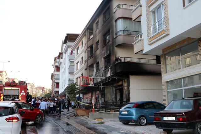 Ankara'da yangında iş yeri ve 3 daire kullanılamaz hale geldi