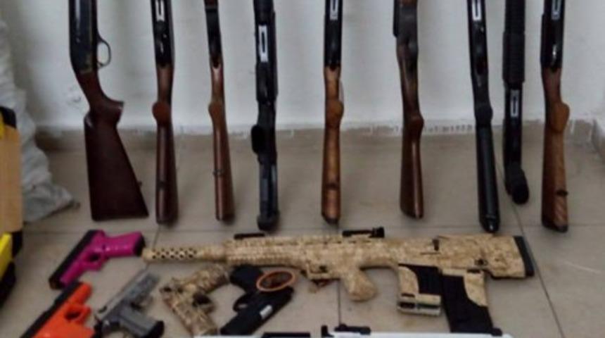 Beyşehir'de 156 adet ka&ccedil;ak silah ele ge&ccedil;irildi