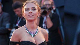 Scarlett Johansson, Country sanatçısı Dolly Parton'ı mı canlandıracak?