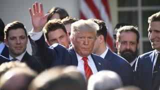 Trump herkesi Beyaz Saray'a topluyor! Kritik gün Perşembe