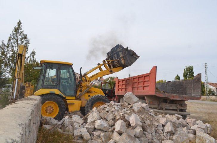 Yumru Kaya Cami’nde peyzaj düzenlemesi yapılıyor G2