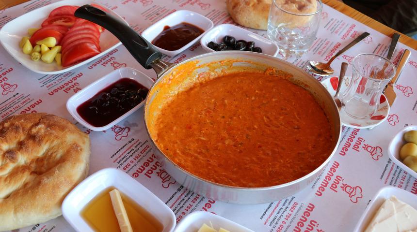 Çakallı menemeni nedir? Çakallı menemeni tarifi