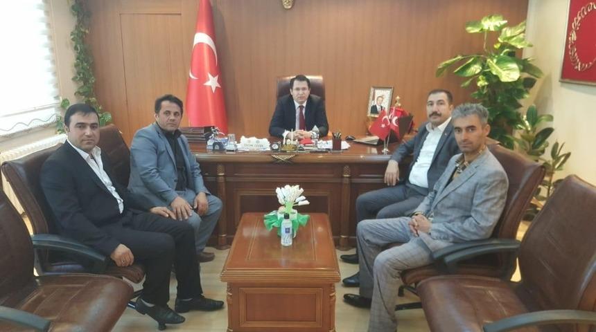Başkan Kahraman’dan Çatak Kaymakam’ı Çeçen’e hayırlı olsun ziyareti
