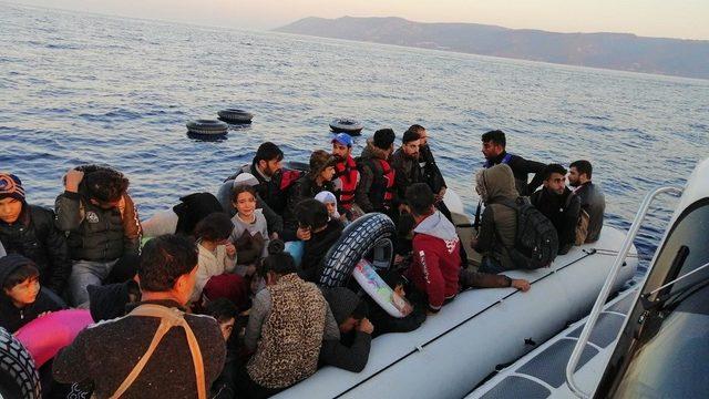 77’si çocuk 162 düzensiz göçmen ölümü göze alarak çıktıkları yolculukta yakalandı