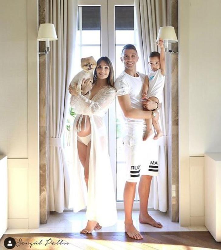 Muslera'nın eşi Patricia doğum öncesi objektif karşısına geçti G1