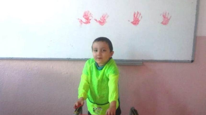 &Ouml;zel eğitim &ouml;ğrencisinden Barış Pınarı Harekatı&rsquo;na destek