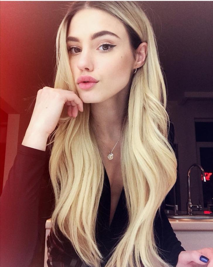 Trafik kazası geçiren Bulgaristanlı ünlü mankenin bacağı Türkiye'de kurtarıldı G4