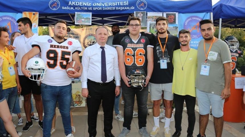 Topluluk Tanıtım G&uuml;nlerine b&uuml;y&uuml;k ilgi