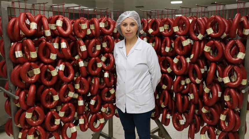 'Ucuz sucukta hile vardır'