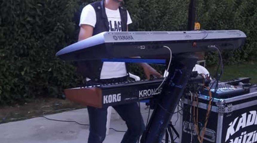 Aydınlı müzisyenden örnek davranış