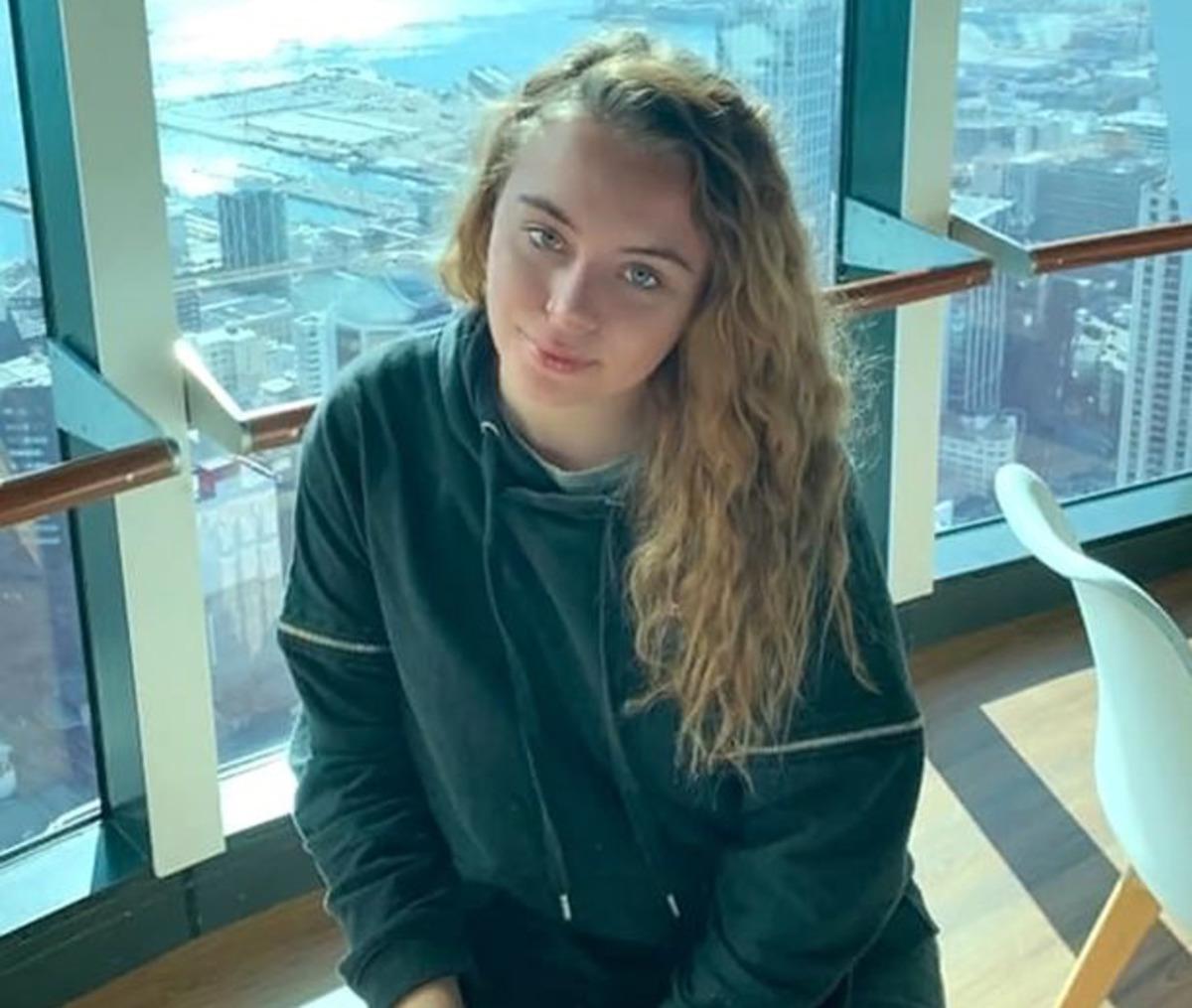 19 yaşında iki vajinası olduğunu keşfetti! 