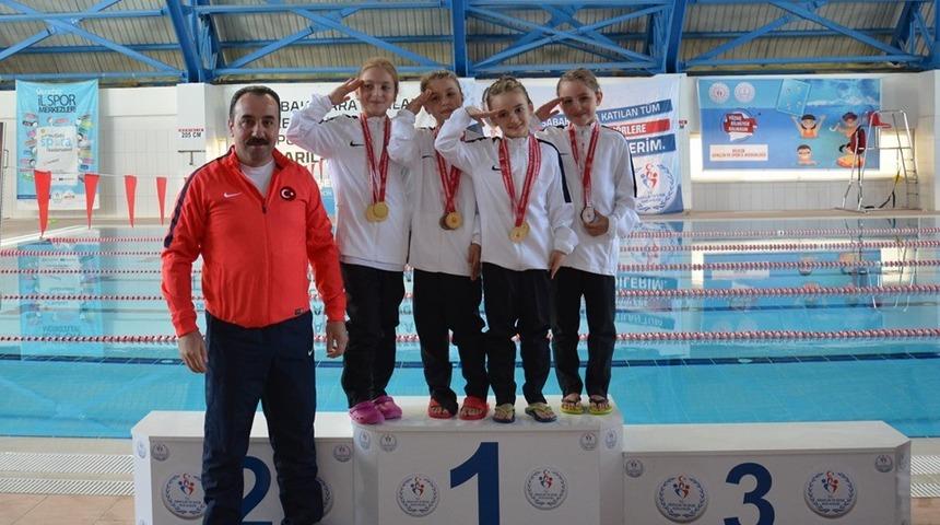 Amat&ouml;r Spor Haftası y&uuml;zme yarışmaları ger&ccedil;ekleştirildi