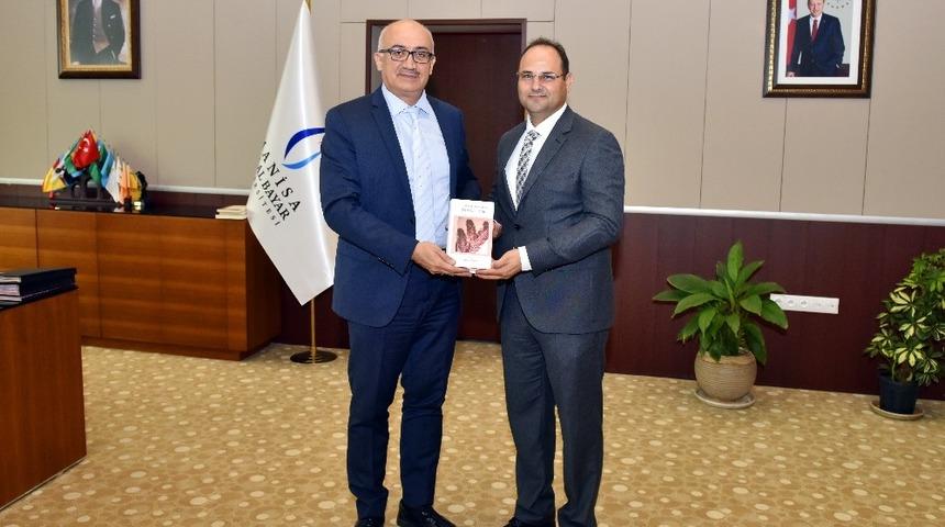 MCB&Uuml;&rsquo;den &rsquo;T&uuml;rkiye&rsquo;deki Su Yosunları&rsquo; ile ilgili &ouml;nemli &ccedil;alışma