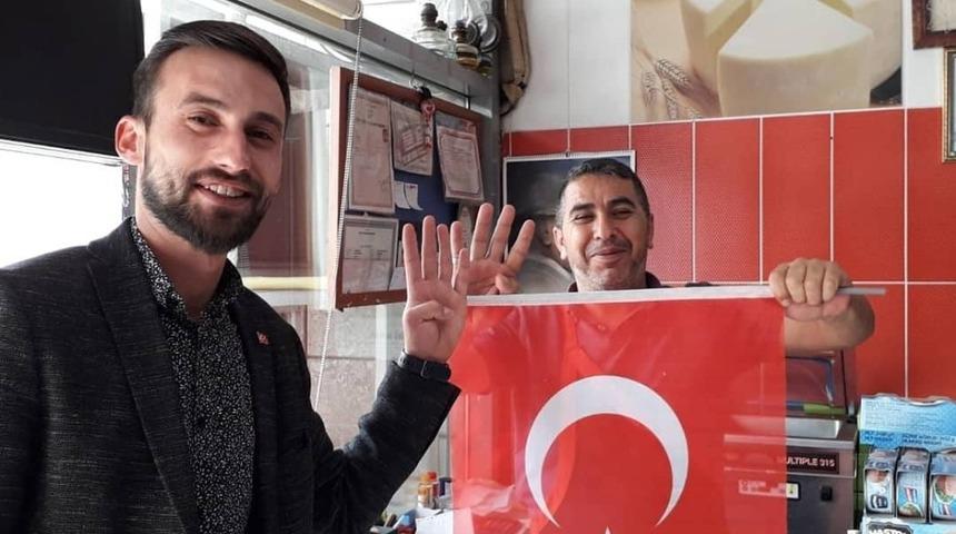 Ak Gen&ccedil; Develi&rsquo;den Mehmet&ccedil;iğe Bayraklı Destek