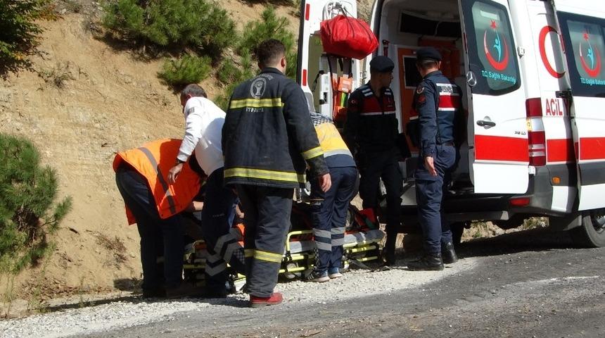 Domani&ccedil;&rsquo;te trakt&ouml;r devrildi: 1 yaralı