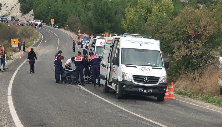 Kamyon çarpan traktördeki aynı aileden 3 kişi öldü G2