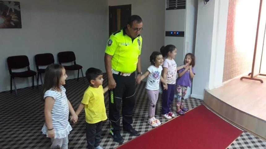 Bozyazı’da miniklere trafik eğitimi