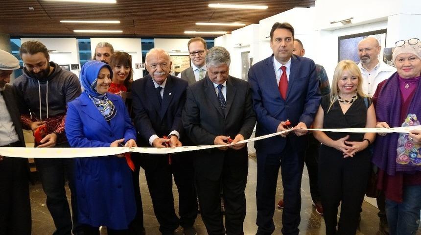 &rsquo;Resm-i Mekan&rsquo; fotoğraf sergisi Panorama 1326 Fetih M&uuml;zesi&rsquo;nde a&ccedil;ıldı