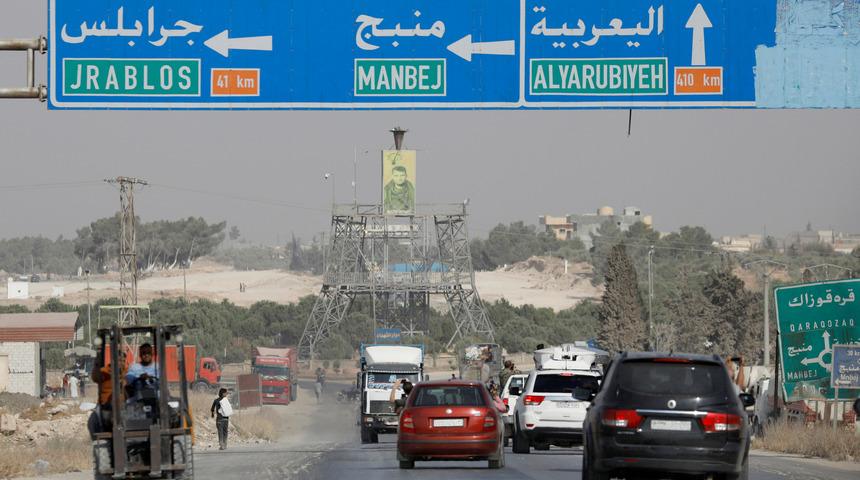 Rus askerinden Münbiç’te devriye