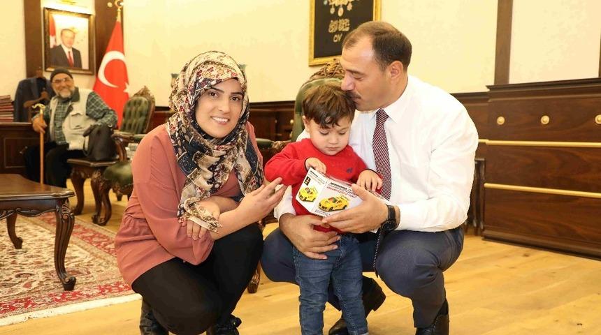 Vali Kaldırım, şehit yakınları ve gazilerle bir araya geldi