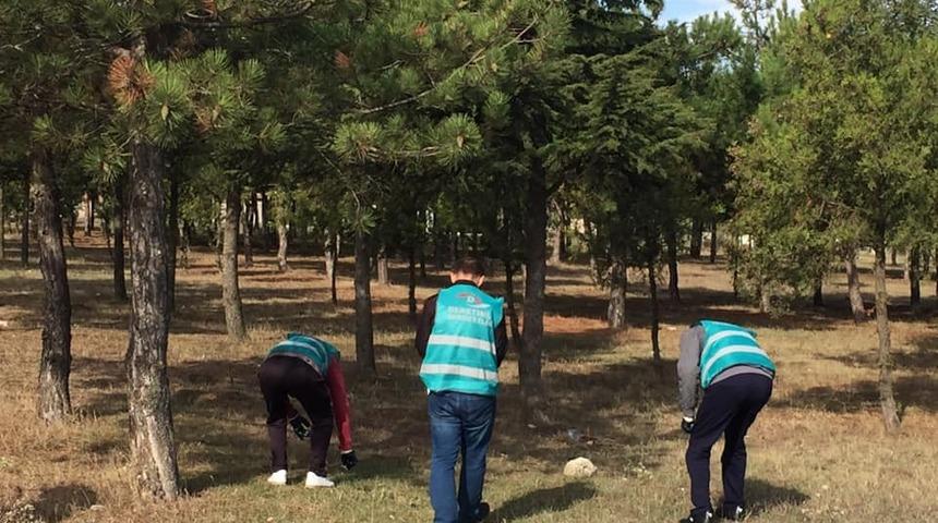 &Ouml;nerler&rsquo;deki mesire alanları ve cami, h&uuml;k&uuml;ml&uuml;ler tarafından temizlendi
