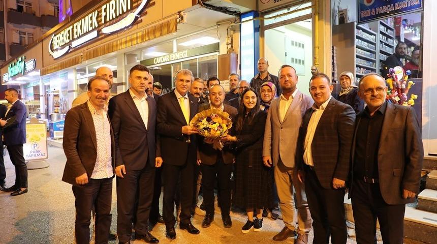 Başkan Y&uuml;ce, AK Parti Sapanca İl&ccedil;e Teşkilatının toplantısına katıldı