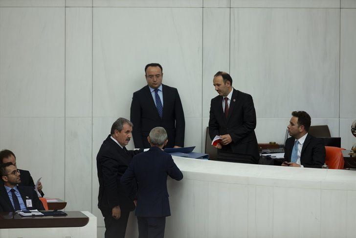 Meclis'te gerginlik! Destici'den kendisine söz vermeyen Sancar'a: Kobani'de yaptığınız hainliği burada da yapıyorsunuz G2