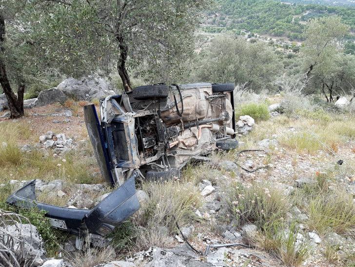 Duvar ustası uçuruma yuvarlanan otomobilinde ölü bulundu Yaşam Haberleri Duvar ustası uçuruma yuvarlanan otomobilinde ölü bulundu Yaşam Haberleri