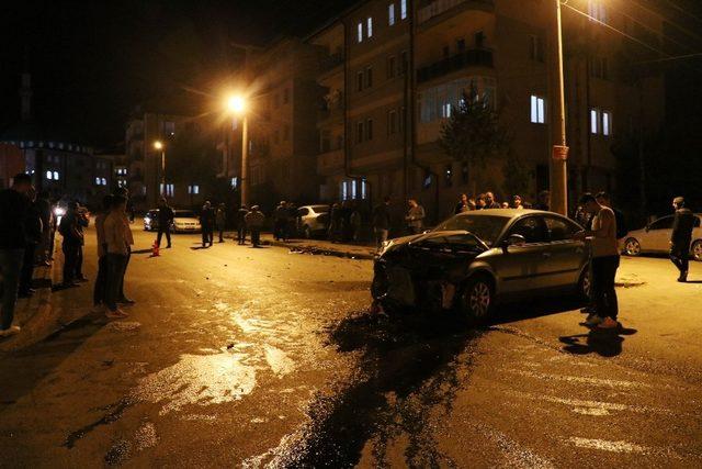 Sivas&rsquo;ta trafik kazası: 3 yaralı 1