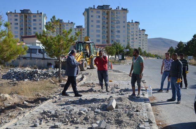 Bünyan Belediyesi Yakutiye Mahallesinde Kaldırım Çalışmalarına Devam Ediyor