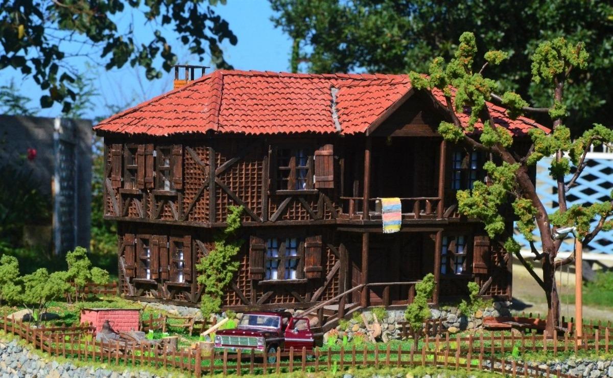 Ger&ccedil;eğinin kopyası &rsquo;maket ev&rsquo; şaşırtıyor