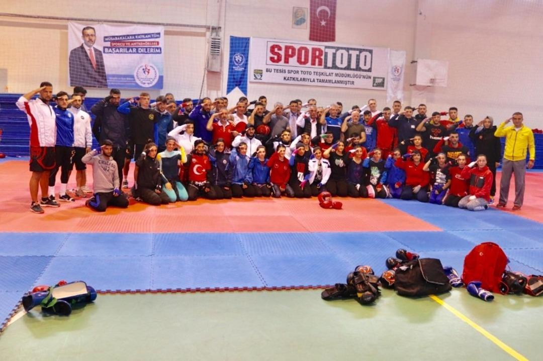 Kick Boks Milli Takımı, Demirkazık&rsquo;ta hazırlanıyor