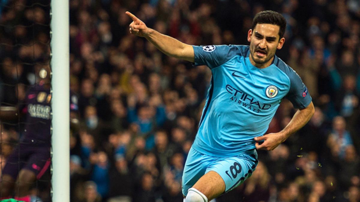 Dortmund'dan İlkay G&uuml;ndoğan i&ccedil;in asker selamı yorumu