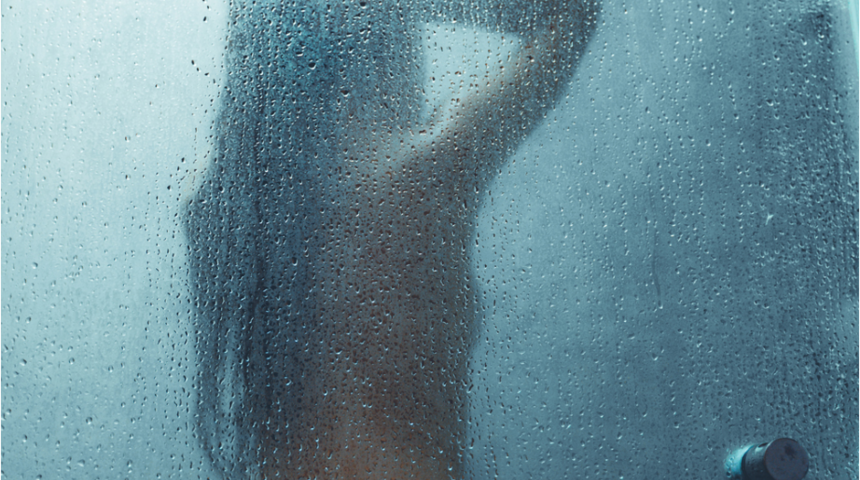 Bakteri ile dolu! Duş alırken göbek deliğinizi de yıkamayı unutmayın 