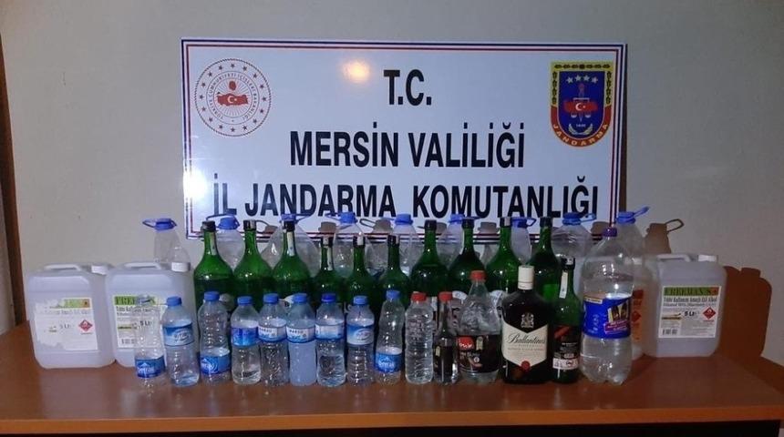 Mersin&rsquo;de 47.5 litre sahte i&ccedil;ki ele ge&ccedil;irildi