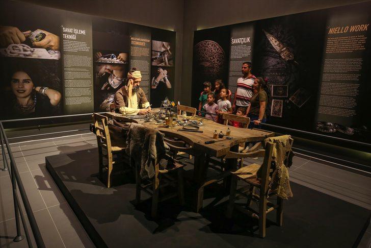 3 asırlık eserlerle çevrili! Akın akın görmeye gidiyorlar G3