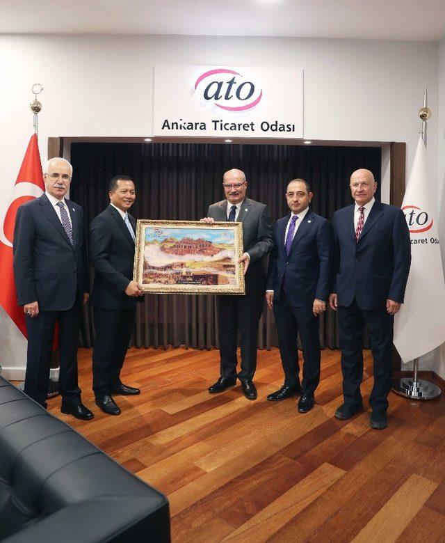 Endonezya Büyükelçisi İkbal, ATO Başkanı Baran’ı ziyaret etti