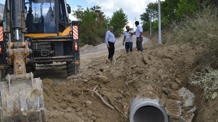 B&uuml;y&uuml;kşehir 16 kilometrelik yolda stabilize &ccedil;alışması yapıyor