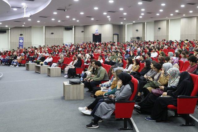 SAÜ’de ‘Osmanlı Döneminde Matematik’ konulu konferans gerçekleşti