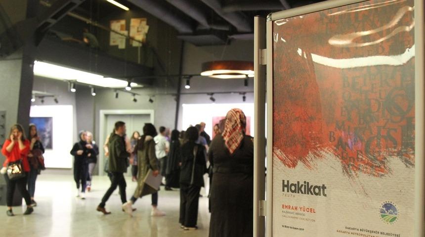 &lsquo;Hakikat&rsquo; Kaligrafi sergisi beğeni kazandı
