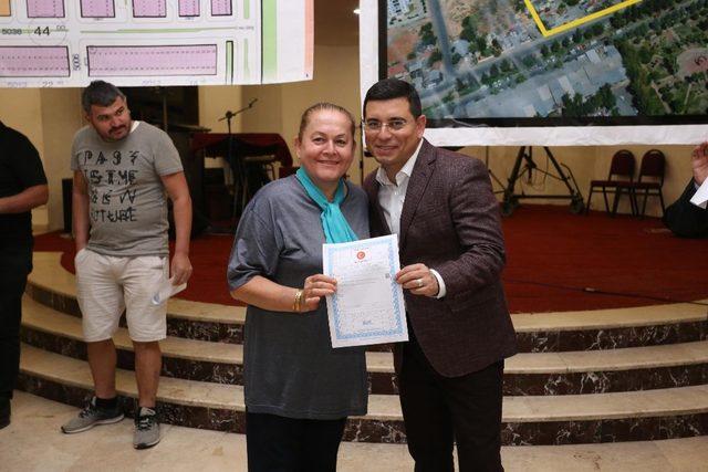 Sanayi esnafının çifte tapu sevinci 4